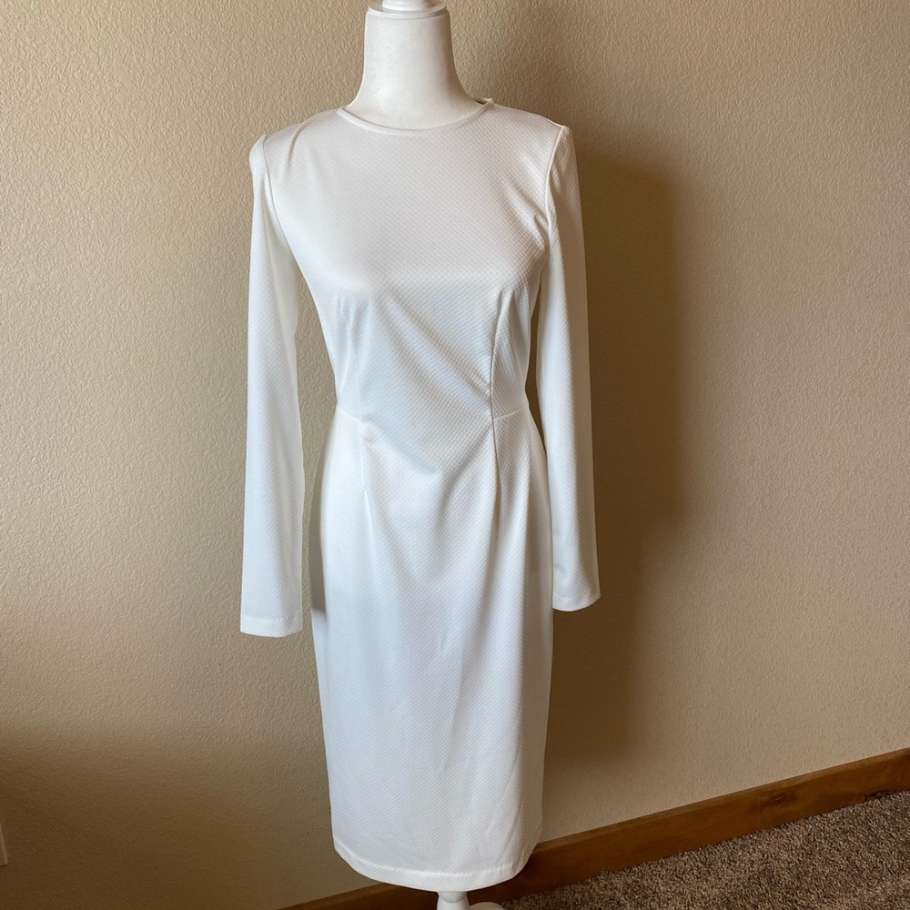 Elegant White Long Sleeve Dress